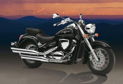 سوزوكي إنترودر M800 شديدة الأناقة باهظة الثمن